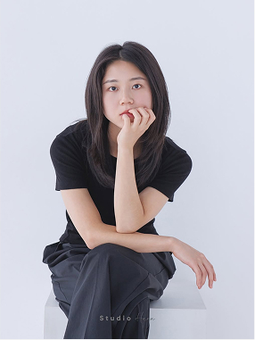 스튜디오한 인물 촬영