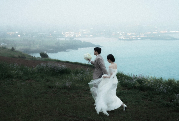 지구본 웨딩 촬영